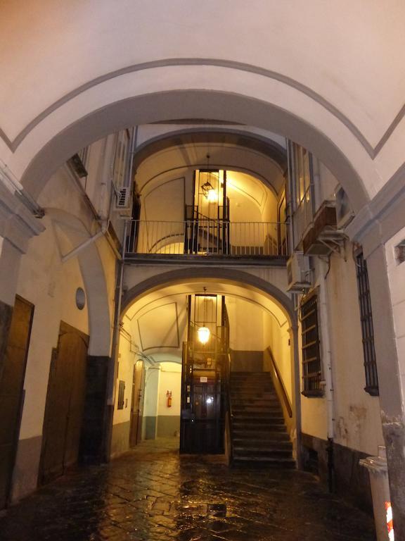 Bnb Neapel Exteriör bild